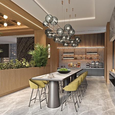 Courtyard By Marriott Prishtina Hotel Pristina Exterior photo